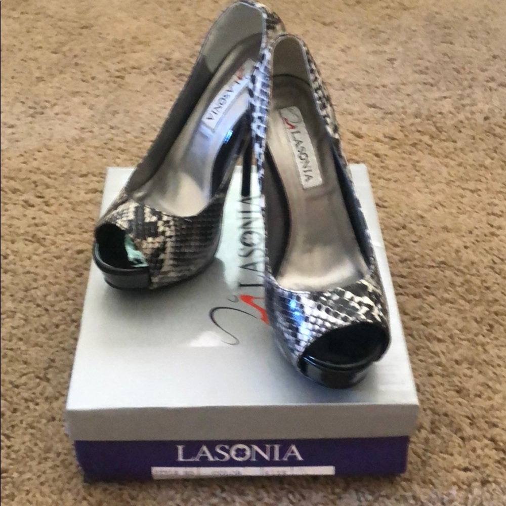 Lasonia Black snakeskin platforms